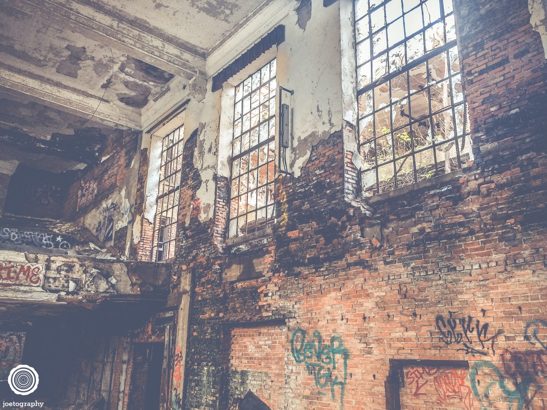 abandoned-city-methodist-church-gary-indiana-6